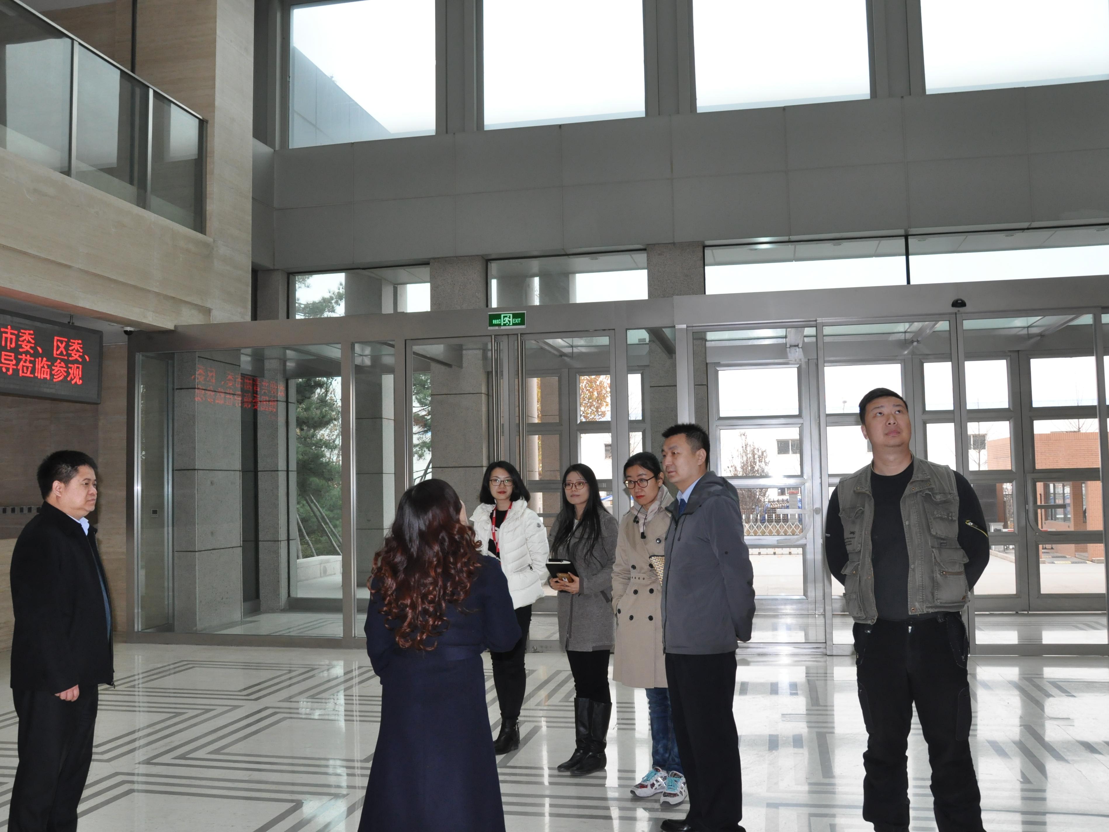 共青團(tuán)北京市委、瀛海鎮(zhèn)黨委、瀛海鎮(zhèn)團(tuán)委一行到訪美巢集團(tuán)